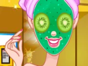 So Sakura: Moviestar Online Casual Games on taptohit.com